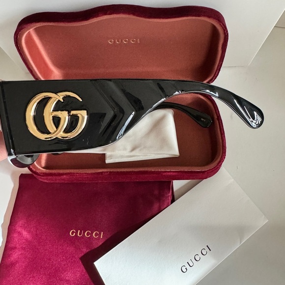 Gucci GG Sunglasses 53mm - Picture 7 of 10